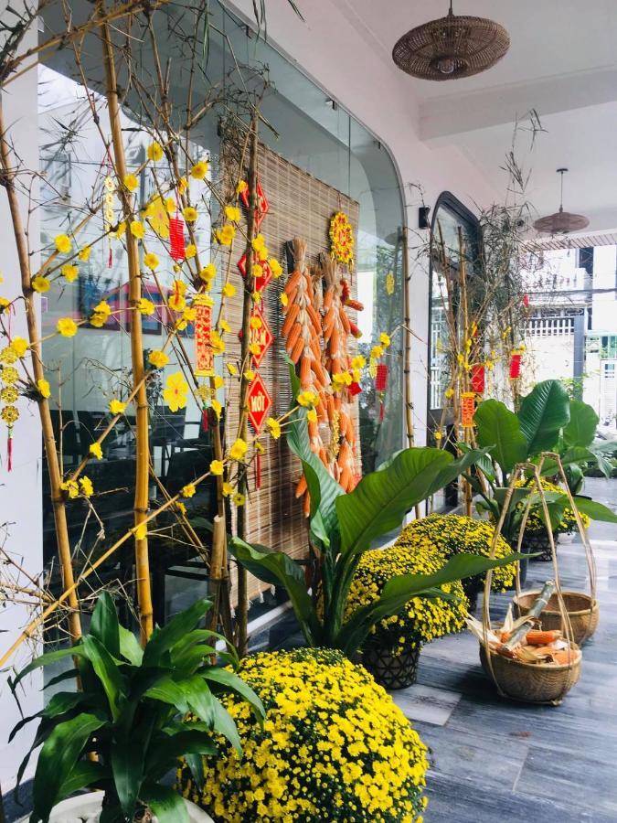 Life Boutique Hotel Hue Exterior photo